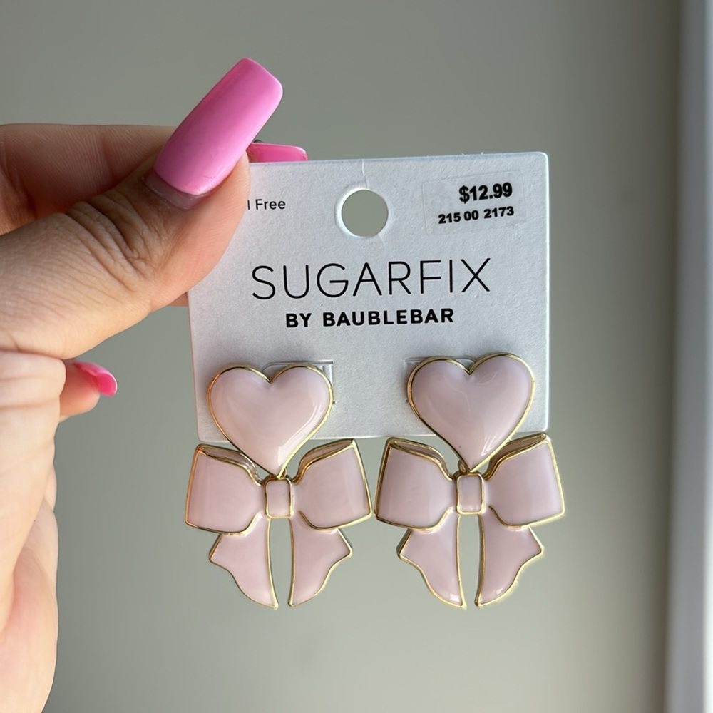 Heart bow earrings